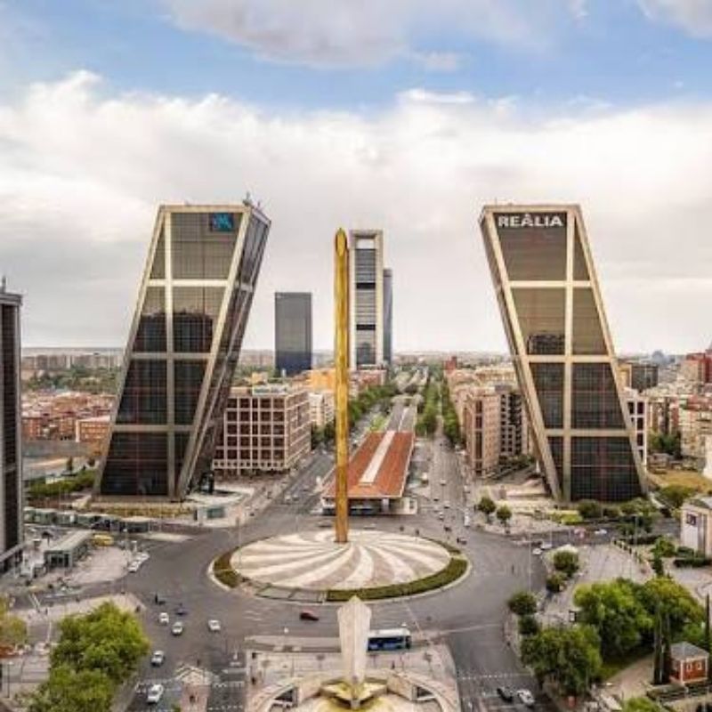 Mudanzas en Plaza Castilla​